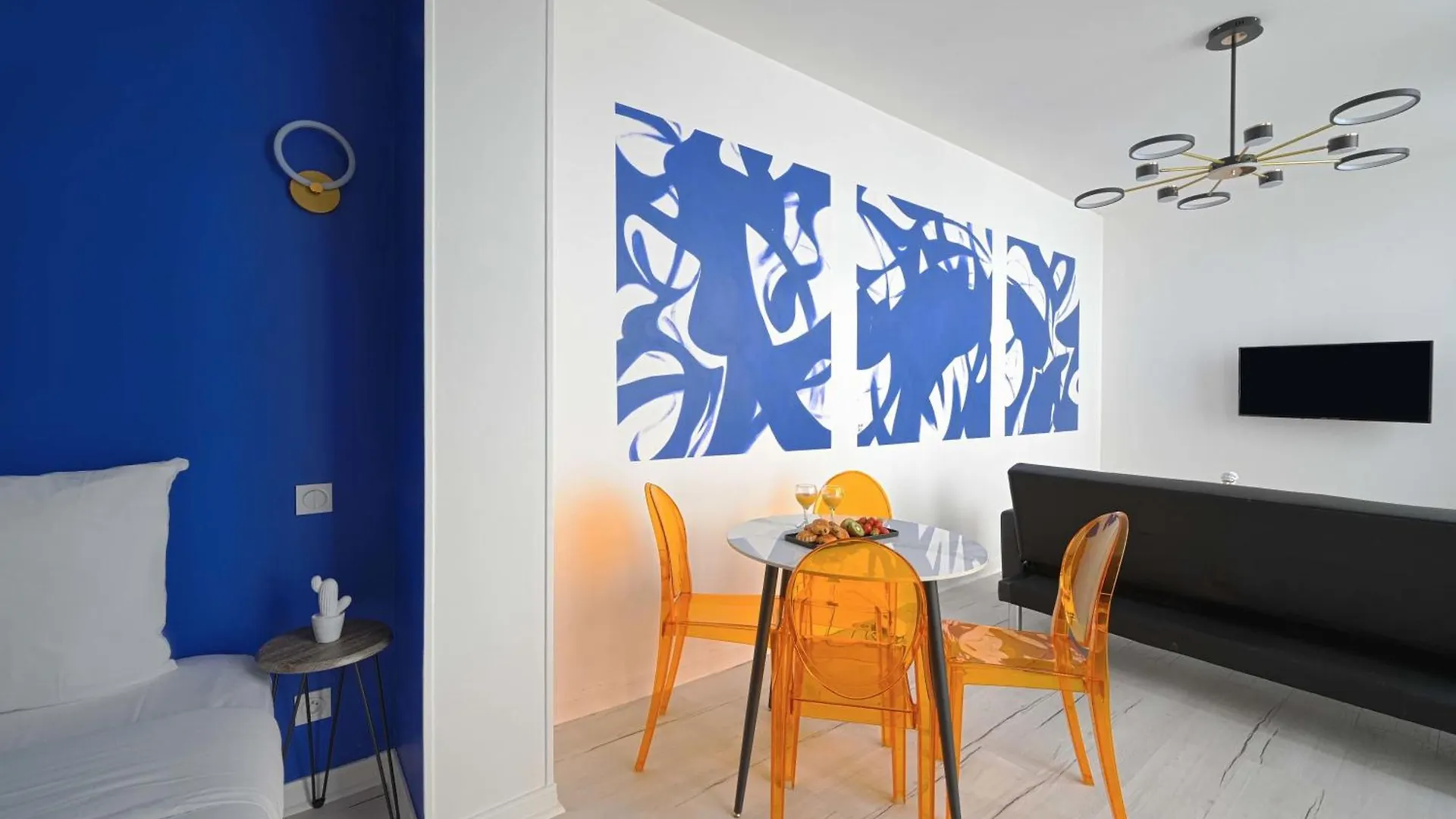 Apartment Large Studio With Modern Art Vibes Perfect For 3 Paris